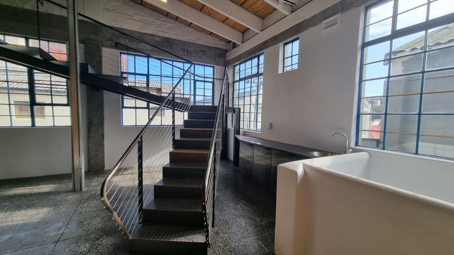 To Let Commercial Property for Rent in Woodstock Western Cape